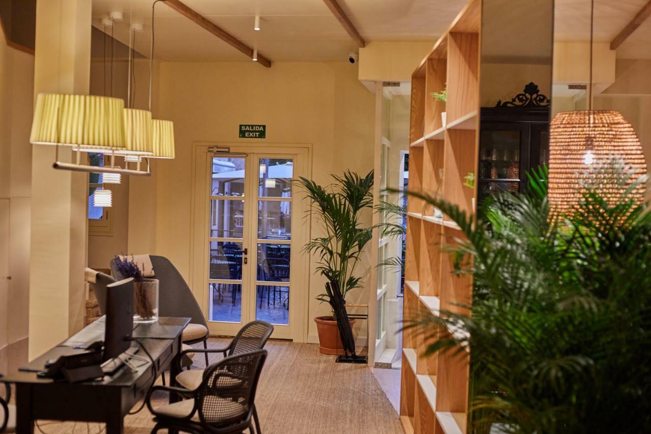 Mon Boutique Hotel Польенса Экстерьер фото